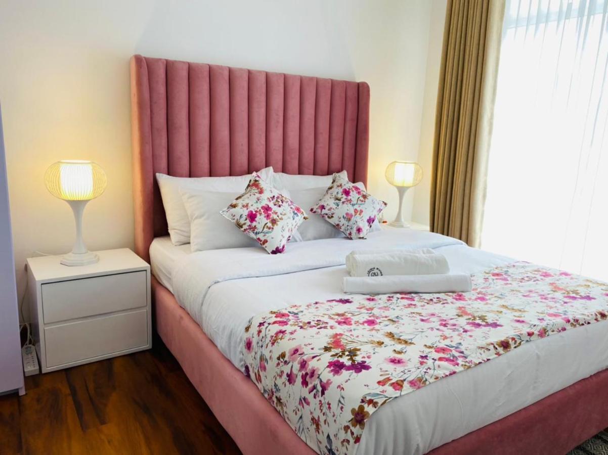 Grand Winterberry - Lake View Luxury Residence Nuwara Eliya Exterior foto